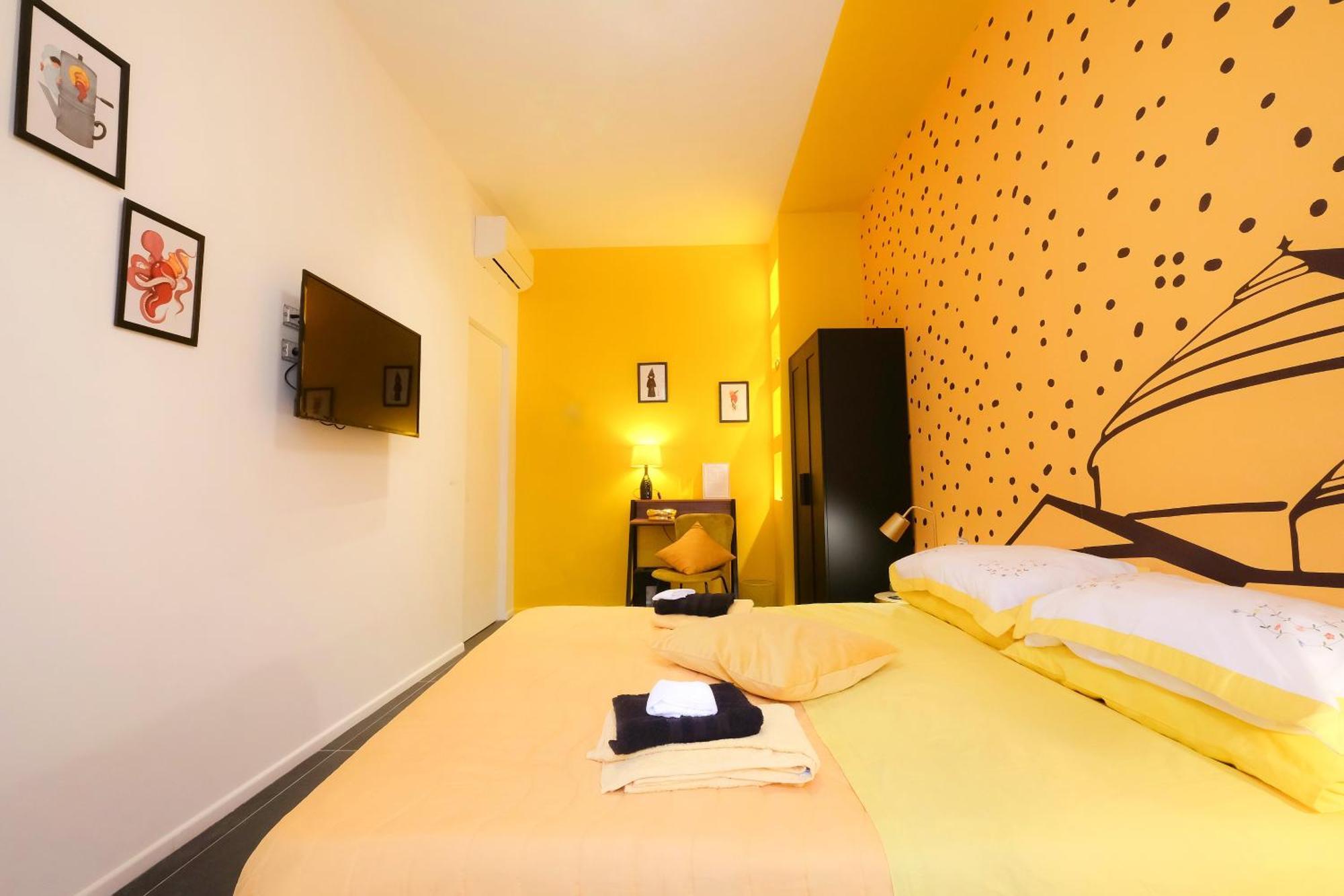 Lh51 Rooms Napoli Bagian luar foto